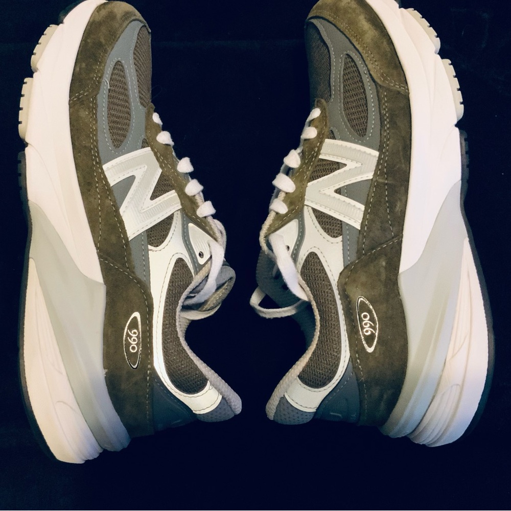 New Balance 990V6  - Olive     Green•Grey•White
